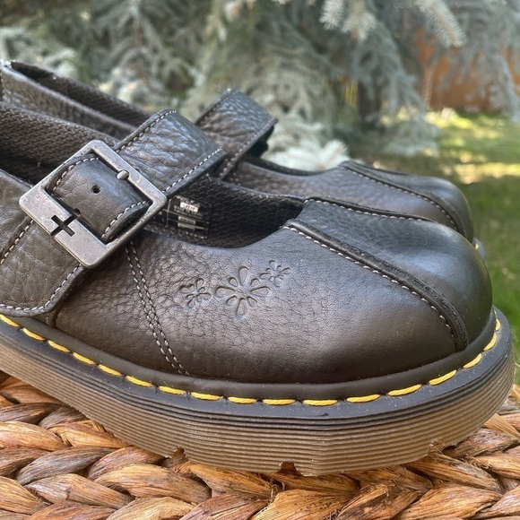 Dr Martens 12277 Black Leather Chunky Gum Sole Y2K Boho Platform Mary Janes 10.5 - Picture 4 of 12